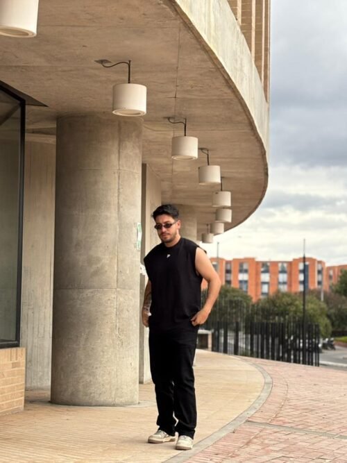 Esqueleto Oversize Prate - Lifestyle - Positron Clothing